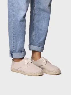 ABRIL - Closed vegan espadrille for women with laces