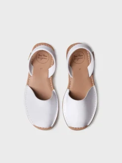 ALAIOR-P - Women's leather shoe with platform