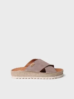 BALI-A - Flat sandal with crossed straps