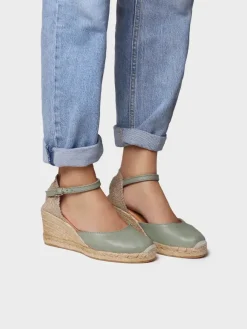 COSTA-5 - Closed leather espadrilles for women