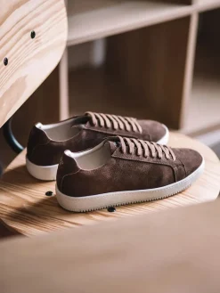 DALMAU - Men's nubuck leather trainer with laces