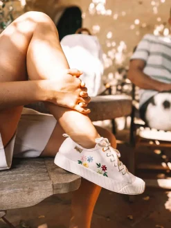 GILDA-EJ - Low-top women's trainer in recycled cotton and embroidery