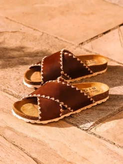 GRIT-PE - Women's BIO sandal in leather with crossed straps