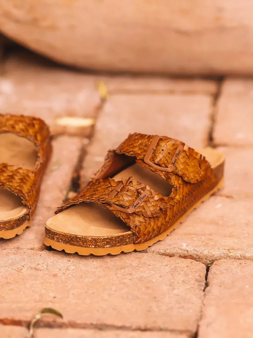 GUAM-TE - Women's BIO buckled sandal