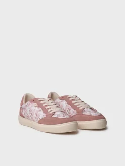 ILDA - Women's athletic shoe with floral print