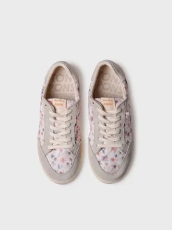 ILDA - Women's athletic shoe with floral print