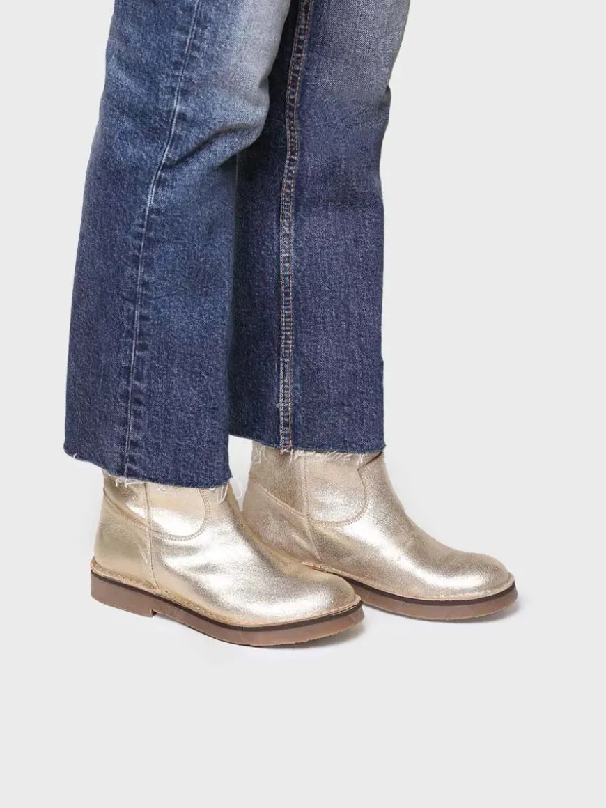 IRUN-PL - Women's leather ankle boot with silver finish