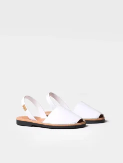 MAO-P - Women's classic menorquine sandals in leather