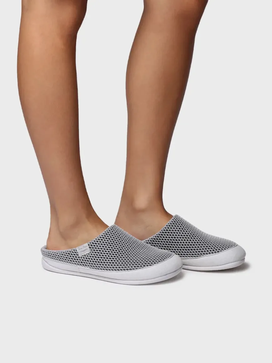 MINA-GC - Women's clog-type house slipper in mesh-like fabric