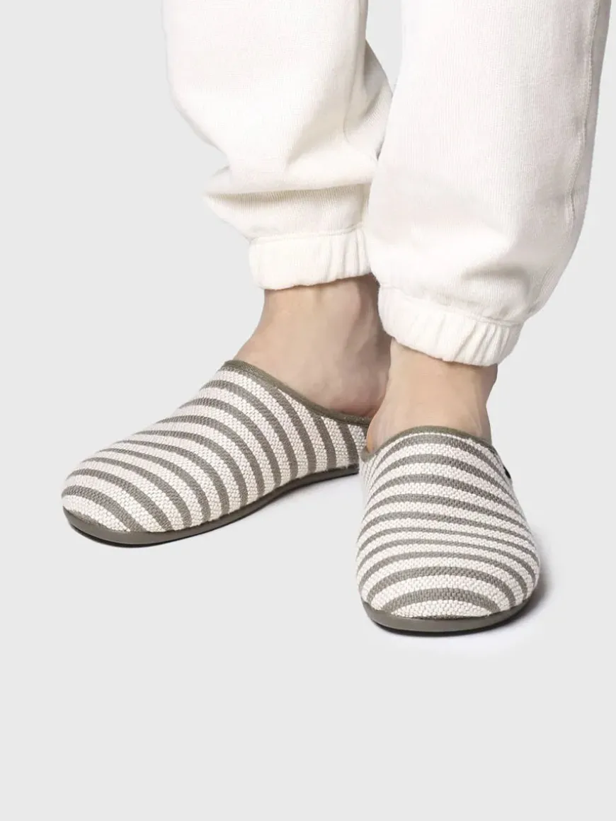 NAI-DL - Men's slippers in Khaki colour - NAI-DL