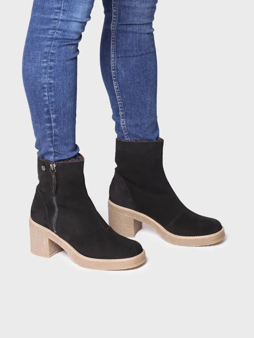 PERU-SY - Women's Wide Heel Ankle boot in Suede