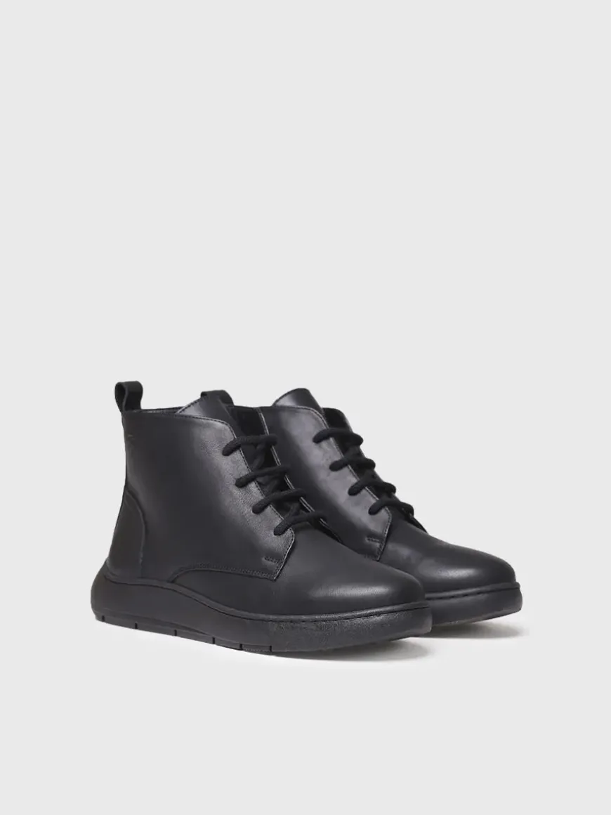 PESCARA - Women's leather boot with laces in leather colour