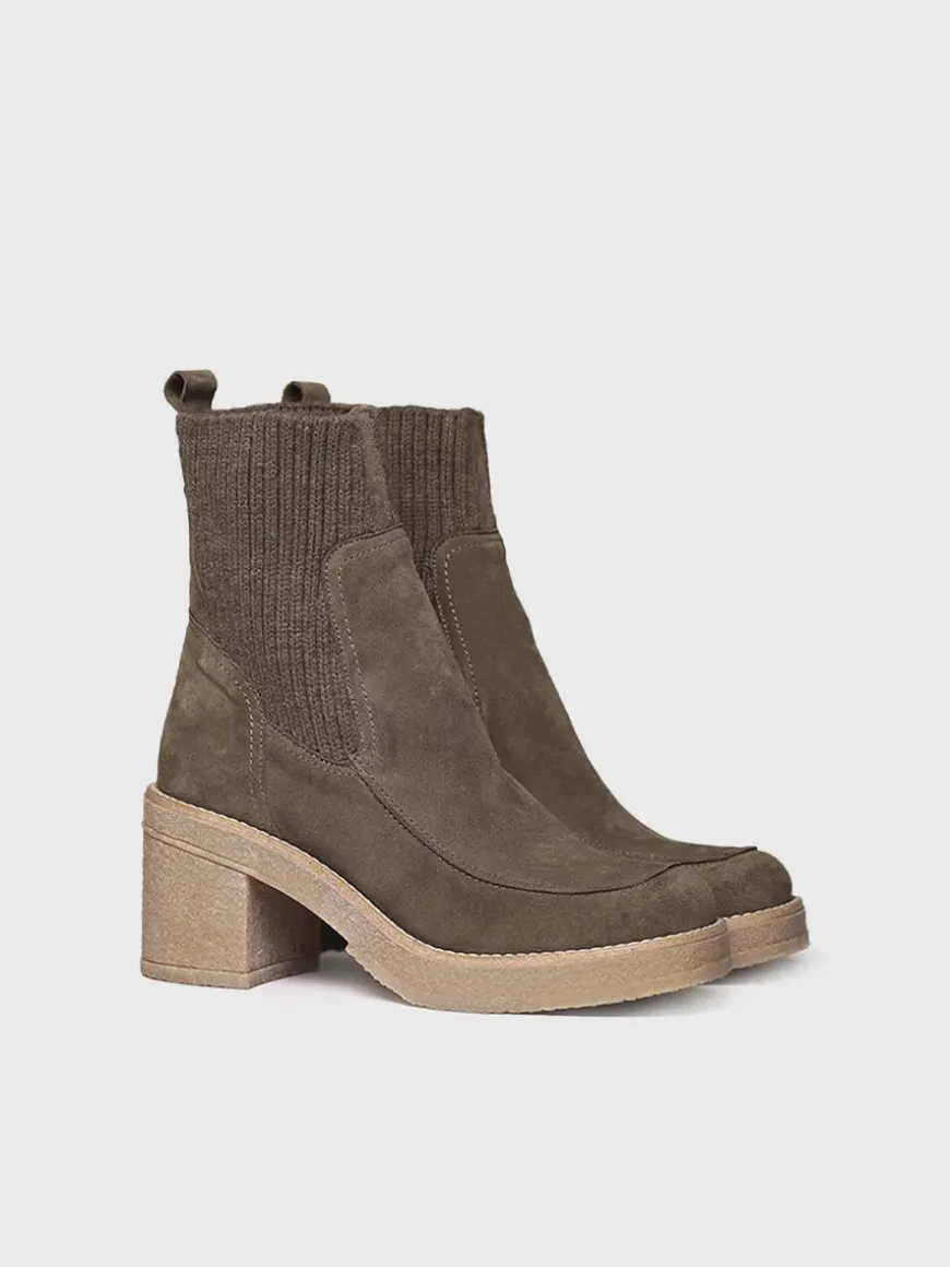 PRAGA-SY - Women's Wide Heel Ankle boot in Suede and Knit fabric