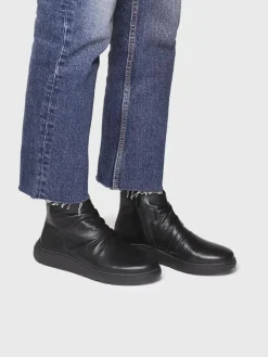 PRETORIA - Women's leather boot with side zipper