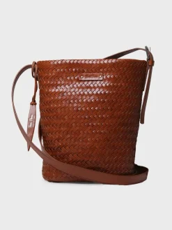SALLY - Bucket bag in braided leather with adjustable strap