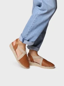 SIRACUSA - Closed espadrille for women in braided leather with wedge