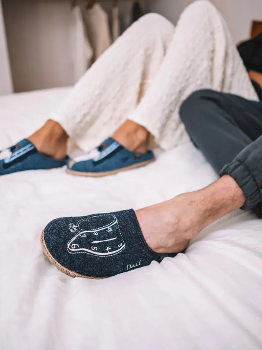 SOMNI - Men's slippers inspired by Salvador Dalí's work
